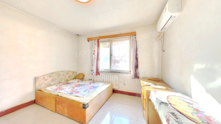 河茵里二手房实景图