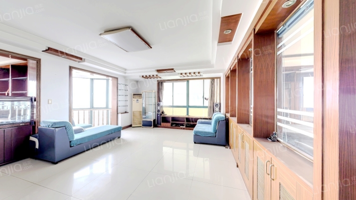 春城大厦二手房实景图