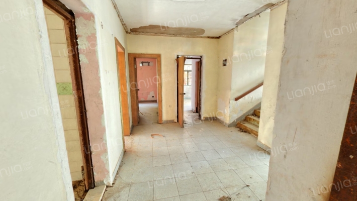 鹤泉山庄二手房实景图