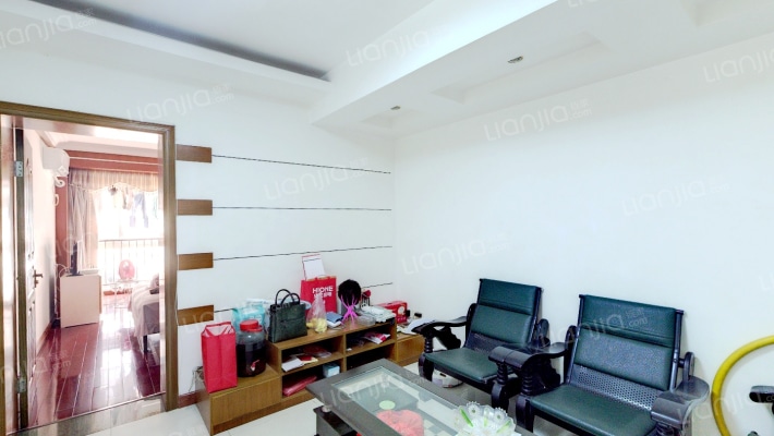 人民路三百九十八号二手房实景图