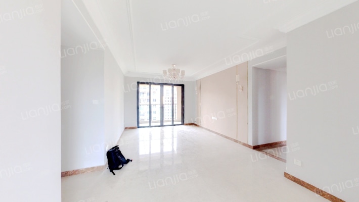 东台恒大翡翠龙庭二手房实景图