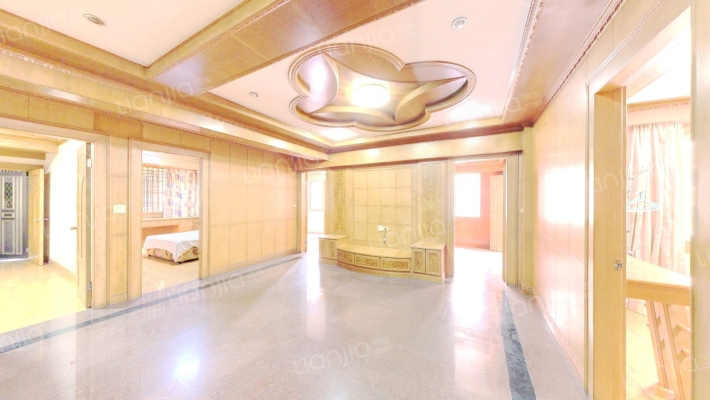 国贸大厦二手房实景图