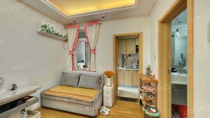 西马名仕二手房实景图