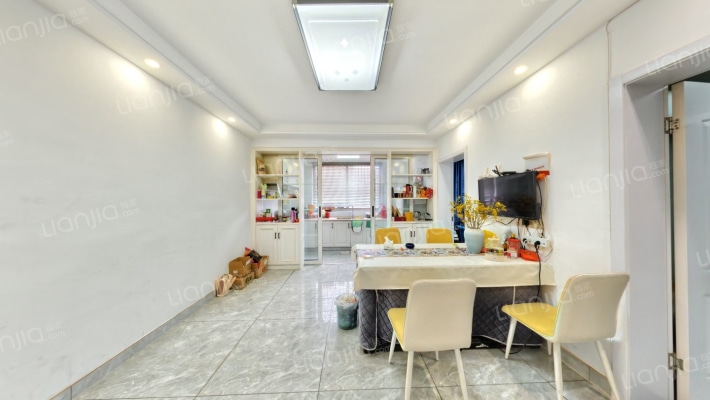 恒利新村东四区二手房实景图