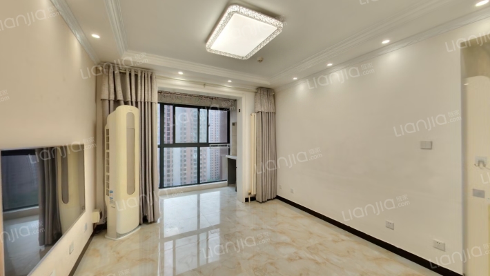 绿都紫荆华庭雅园二手房实景图