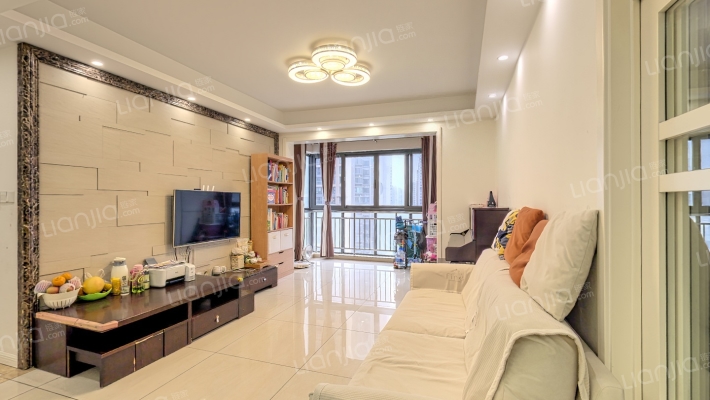 卓锦城六期二手房实景图