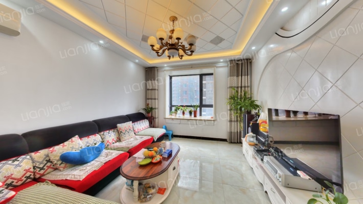 绿洲云顶二手房实景图