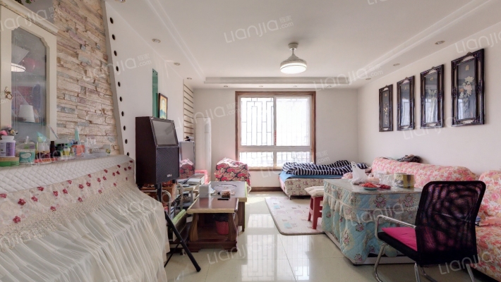 致美公寓二手房实景图