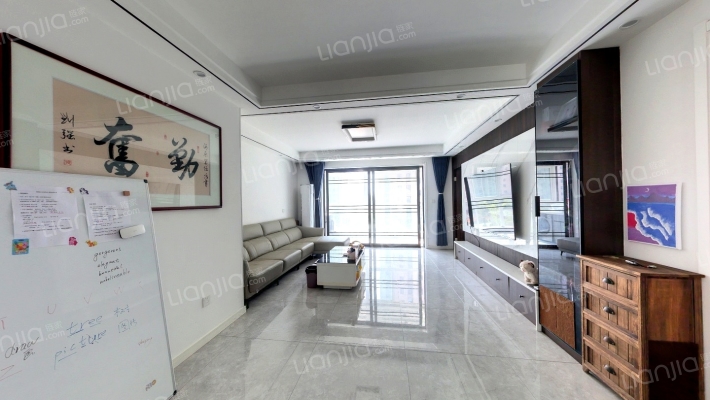 碧桂园翡翠湾二手房实景图