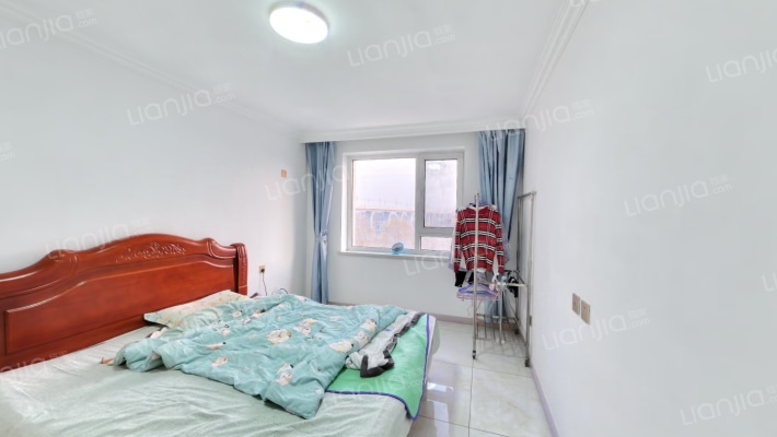 小于小区二手房实景图