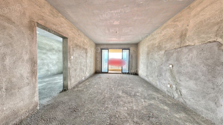 半岛八期二手房实景图