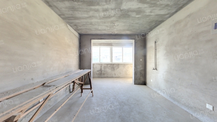 甘霖路37号二手房实景图