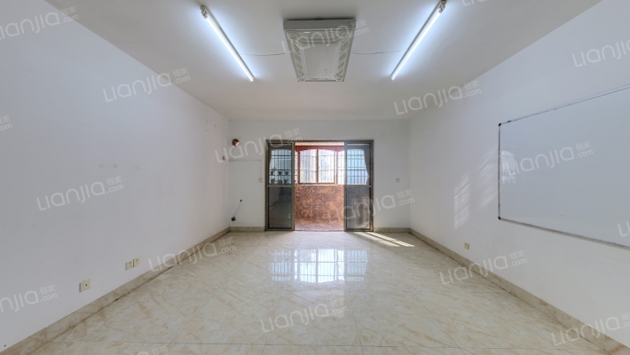 林业新村三区二手房实景图