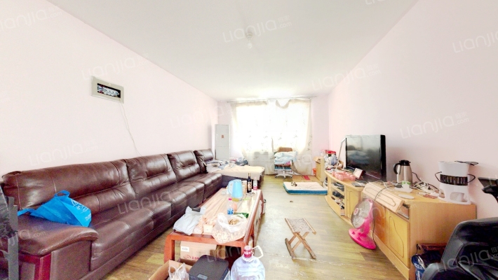 宝利家园二手房实景图