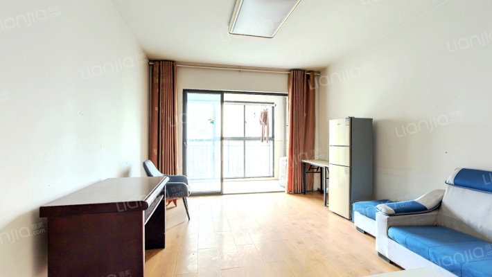 万科金域国际一期二手房实景图