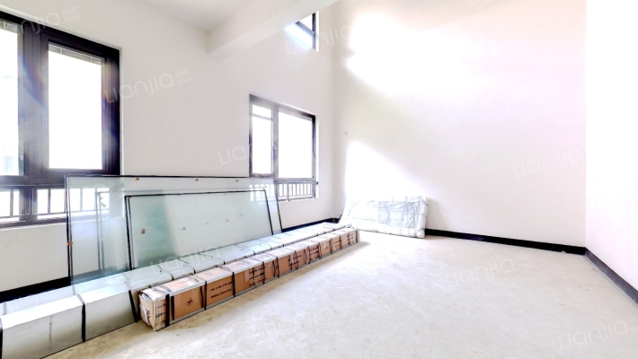 世茂铜雀台雅院二手房实景图