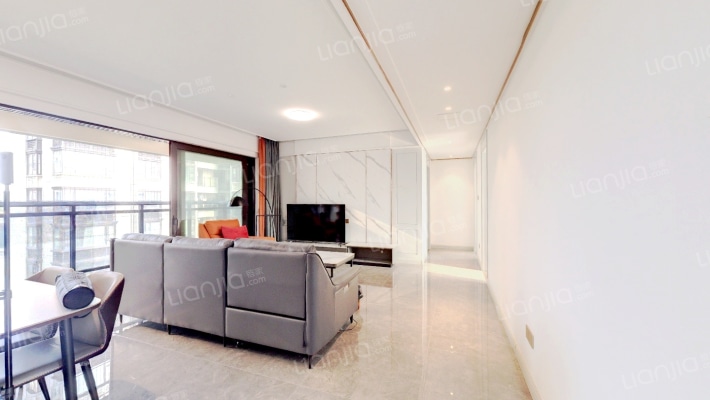 万科瑧山府二手房实景图