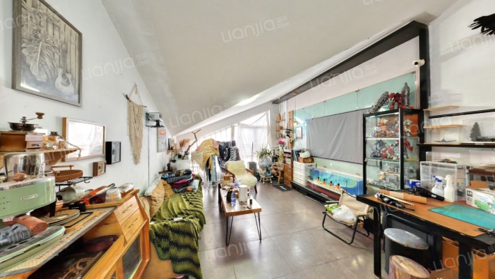 泰时三湘金地二手房实景图