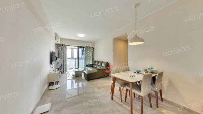 越秀保利爱特城二手房实景图