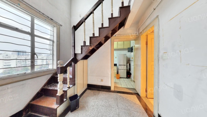 联丰三鼎坊二手房实景图