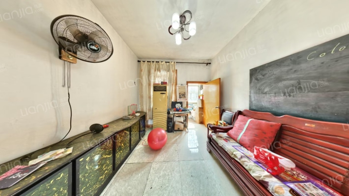 上凤凰坡二手房实景图