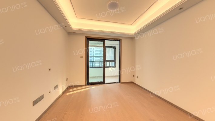 上东逸境二手房实景图