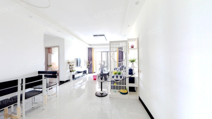 惠科华府二手房实景图