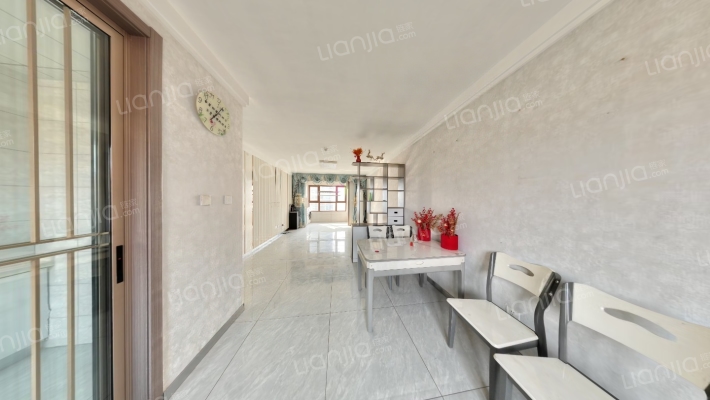 大华·鸿郡二手房实景图