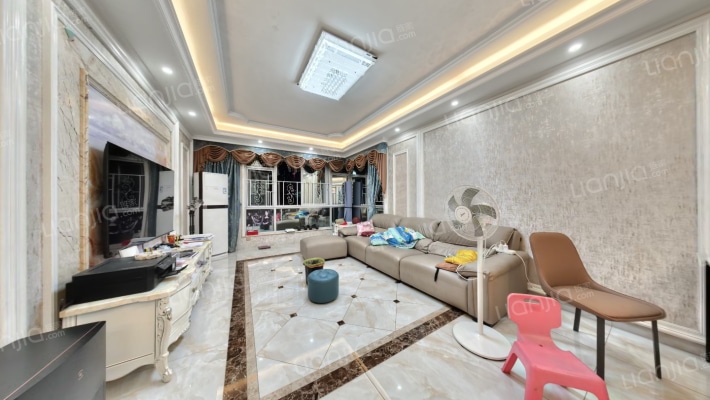 泰华豪园二手房实景图