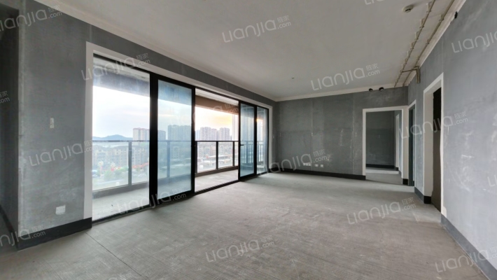 绿城湖畔云庐二手房实景图