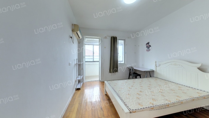 迈皋桥街79号二手房实景图