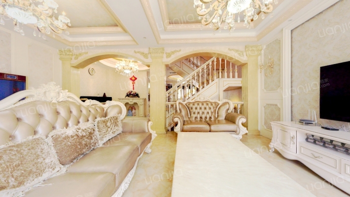 泗泾颐景园二手房实景图