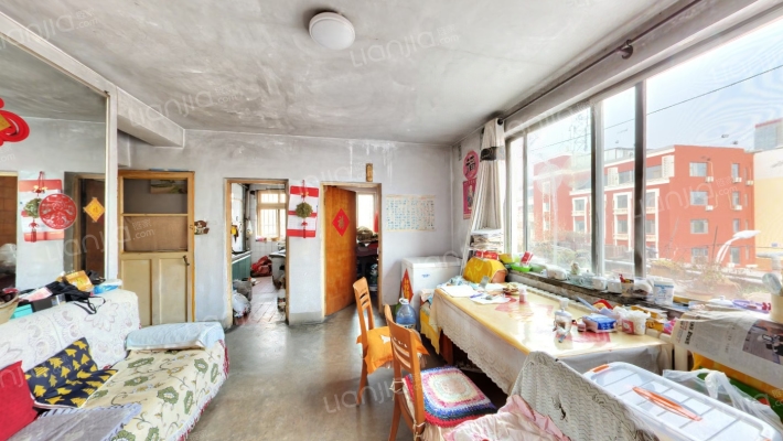 兰东A社区二手房实景图