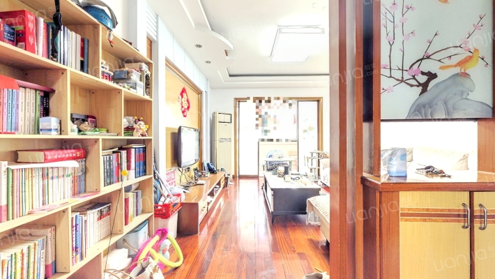 秀泾苑南区二手房实景图