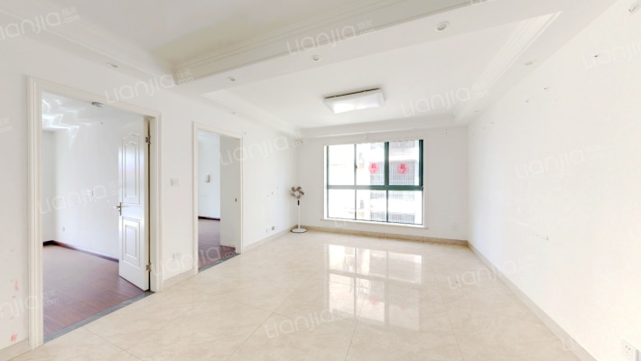 南江绿苑二手房实景图