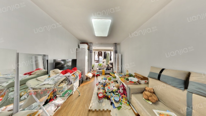 中建蔚蓝之城海棠里二手房实景图