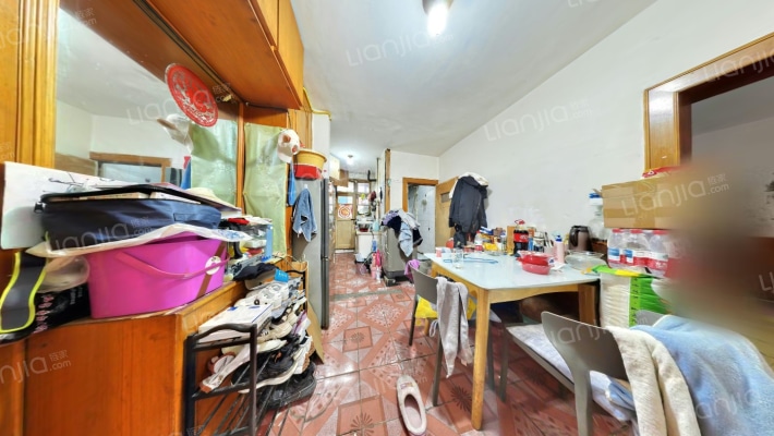 建大四小区二手房实景图