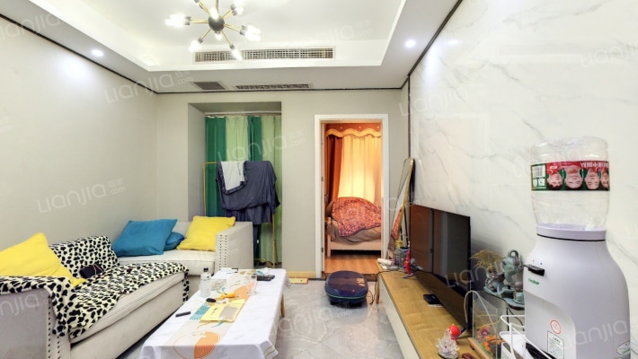 蓝光御江台二手房实景图