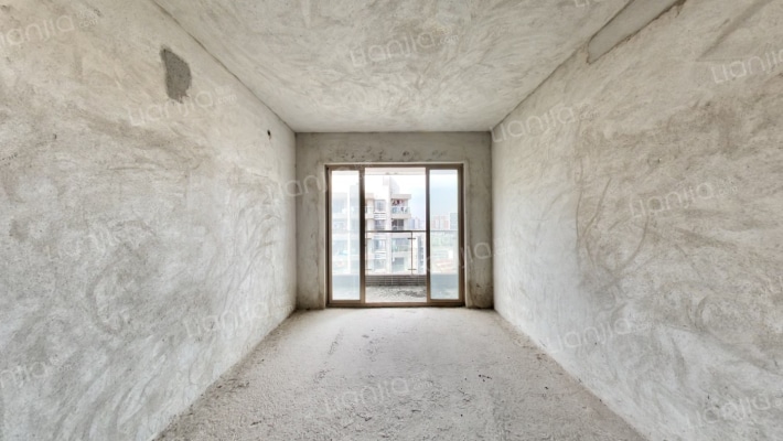 映翠豪庭二手房实景图