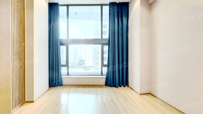 中冶盛世广场二手房实景图