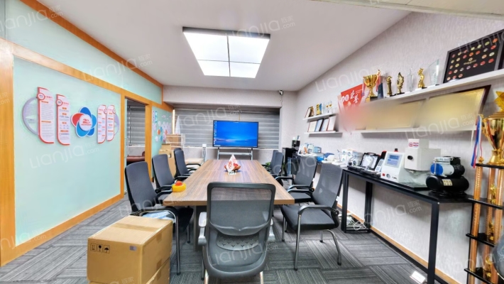 新世纪商贸中心二手房实景图