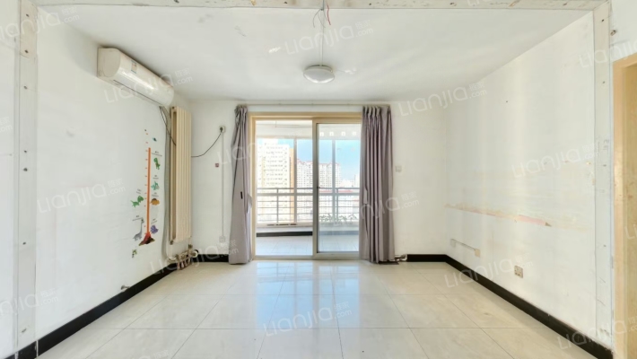 西豪逸景二手房实景图