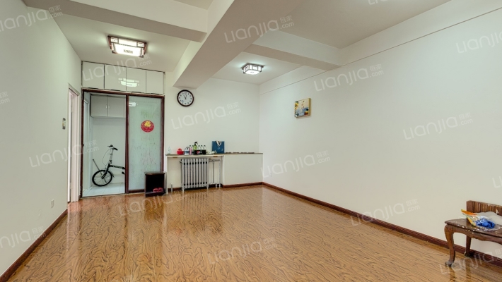 万和家园二手房实景图