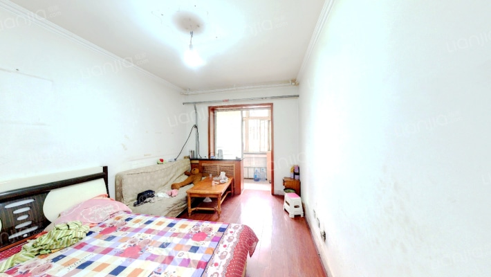 二建小区二手房实景图