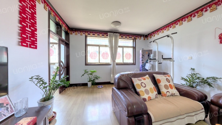 秋实小区家属院二手房实景图