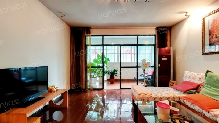 桂湖景苑二手房实景图