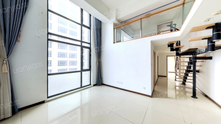 佳华国际大厦二手房实景图