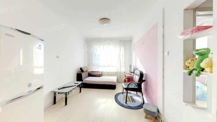 翡翠春城二手房实景图