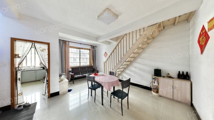 聚贤花苑二手房实景图