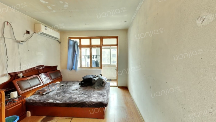 兴山路二手房实景图